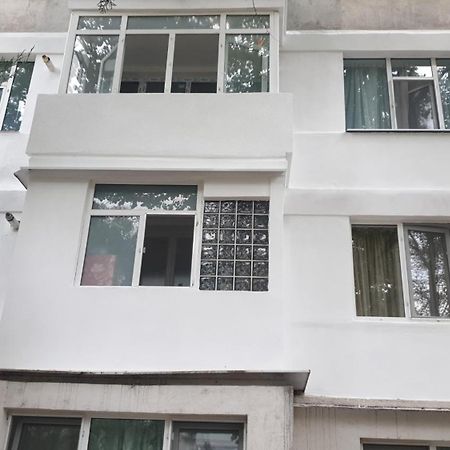 Apartamento Ria & Mihai Apartament Galati Exterior foto